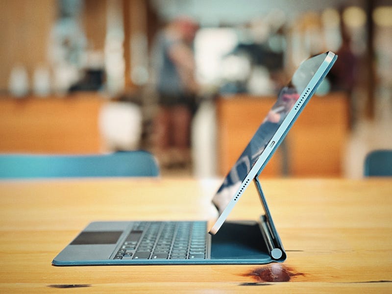 Profile view of iPad Pro with Magic Keyboard