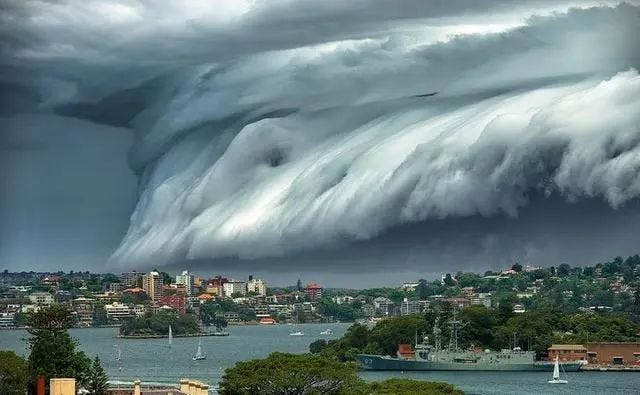 A cloud tsunami over Sydney's skyline