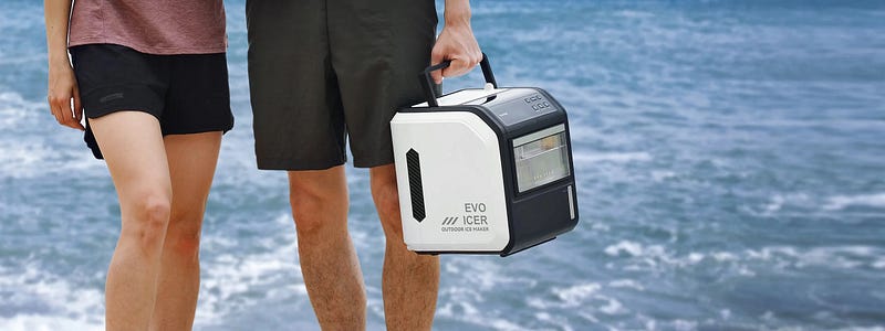 Environmentally friendly portable ice maker