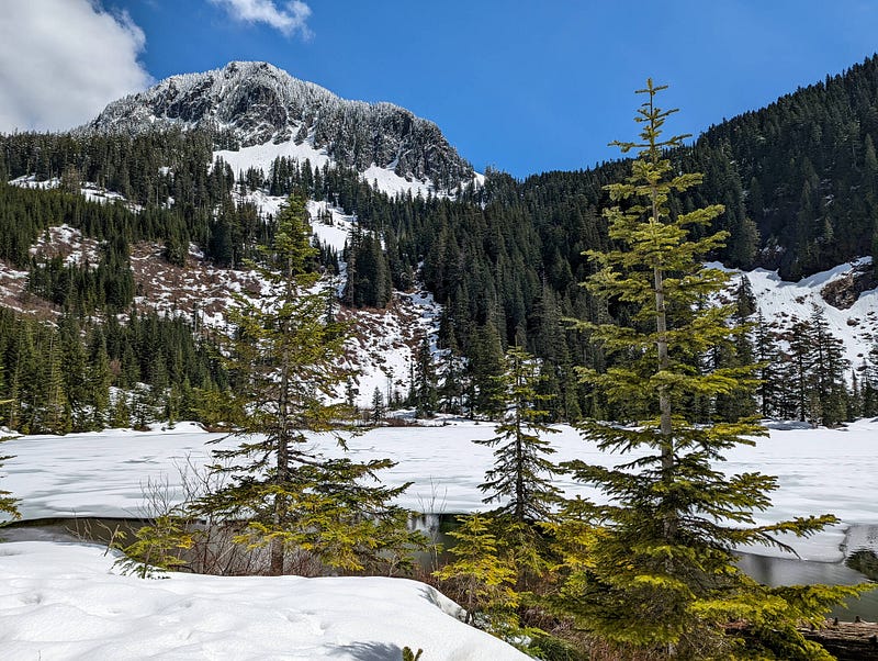 Scenic mountain running route